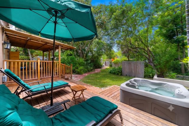 1535 Dewey Street, Hollywood