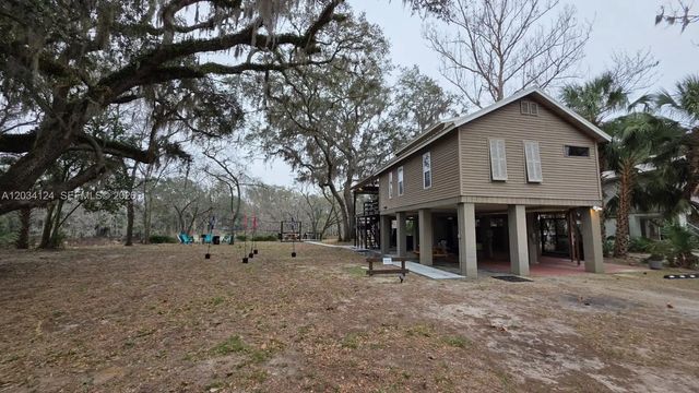 2 of 40 - 631 Ne Gold Dust Road, , FL
