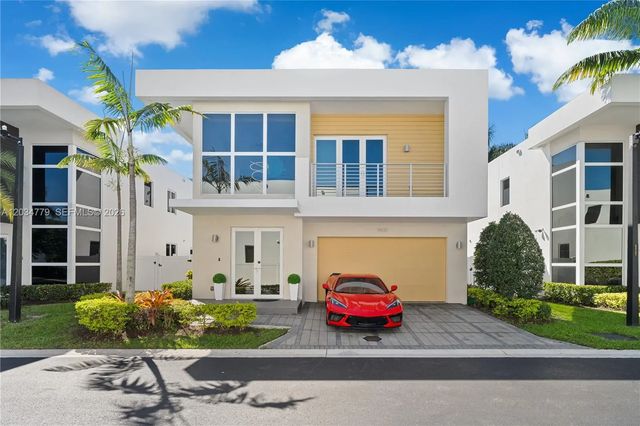 5 of 53 - 9830 Nw 74th Terrace, Doral, FL