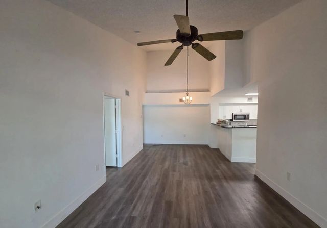 2 of 36 - 12112 Saint Andrews Place #212, Miramar, FL