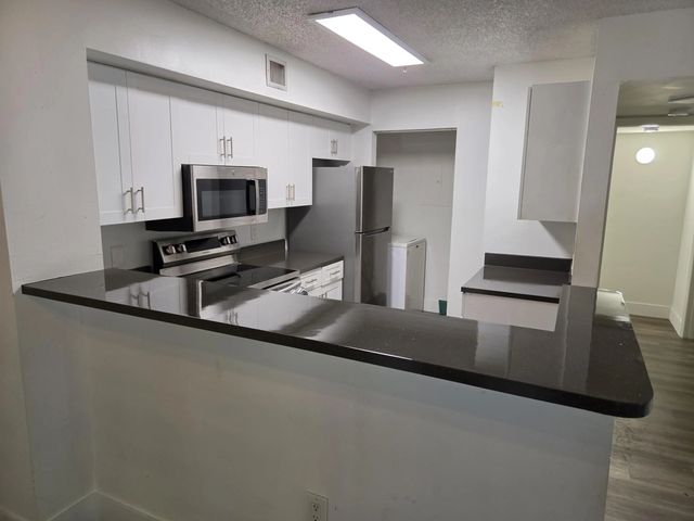 3 of 36 - 12112 Saint Andrews Place #212, Miramar, FL
