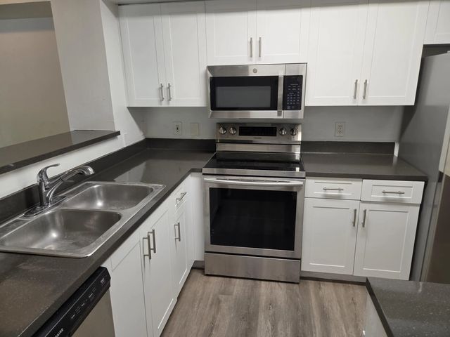 5 of 36 - 12112 Saint Andrews Place #212, Miramar, FL