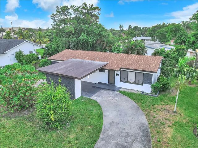 3 of 28 - 3810 Nw 6th Street, Lauderhill, FL