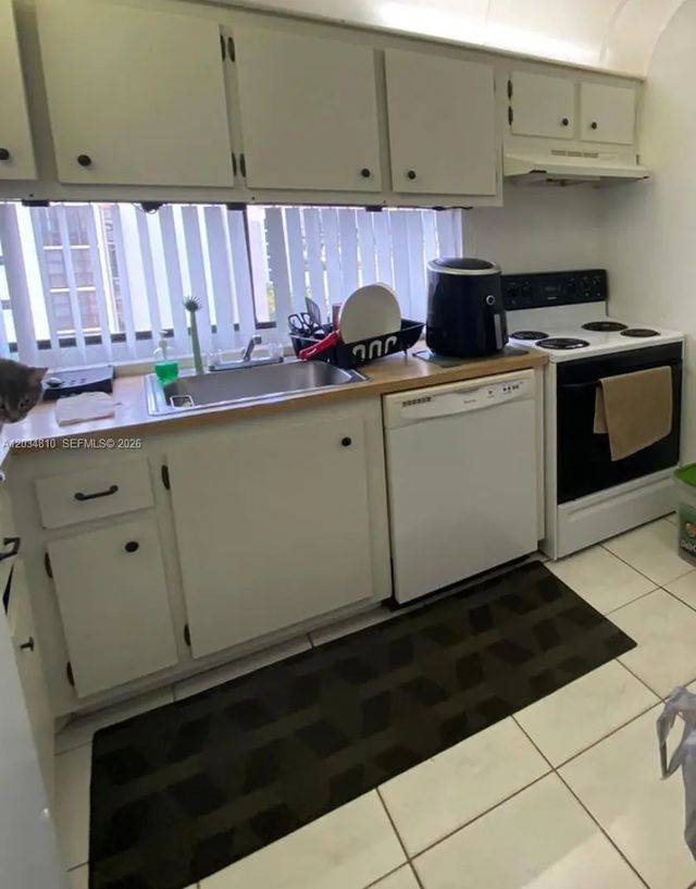 3 of 6 - 16909 N Bay Road #1009, Sunny Isles Beach, FL