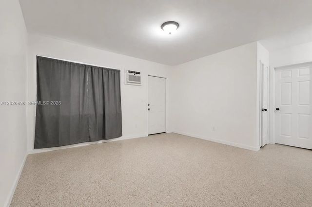 4 of 12 - 69 Nw 5th Street, Homestead, FL
