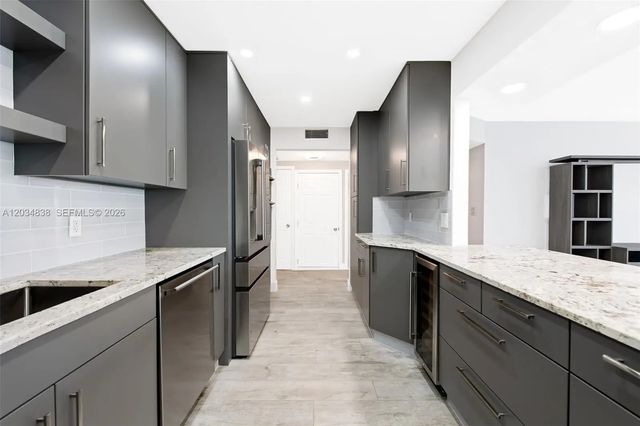 4 of 19 - 3700 Galt Ocean Drive #910, Fort Lauderdale, FL