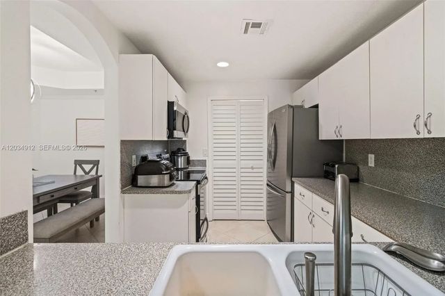 5 of 33 - 6540 Nw 114th Avenue #1423, Doral, FL