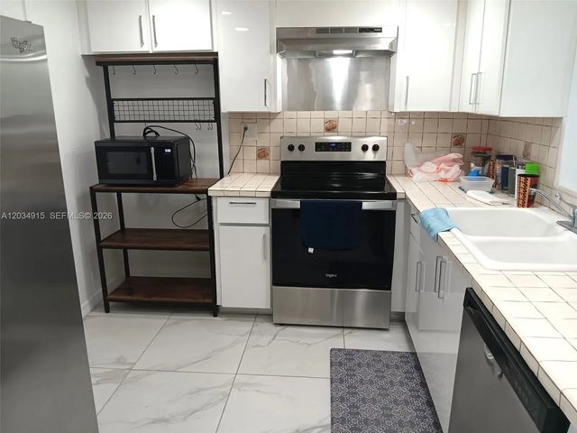 2 of 17 - 3551 Ne 169th Street #110-a, North Miami Beach, FL