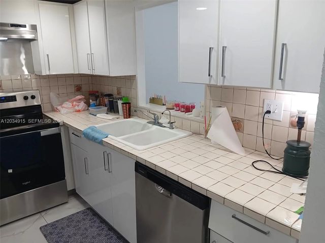 4 of 17 - 3551 Ne 169th Street #110-a, North Miami Beach, FL