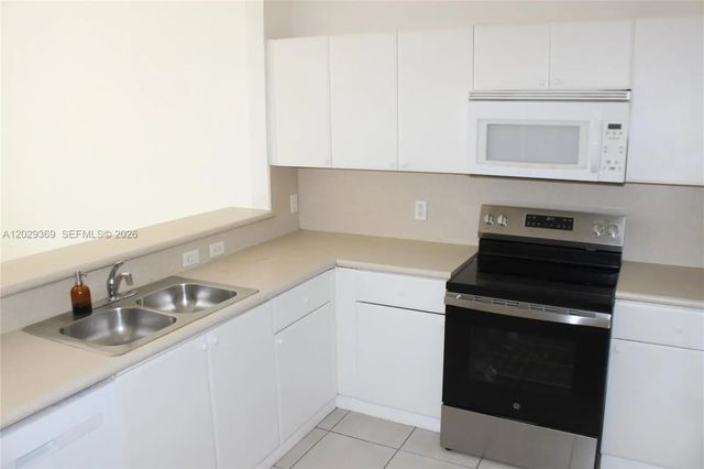 3 of 28 - 4284 Sw 157th Avenue #127, Miramar, FL