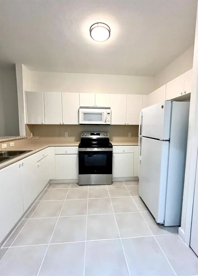 4 of 28 - 4284 Sw 157th Avenue #127, Miramar, FL