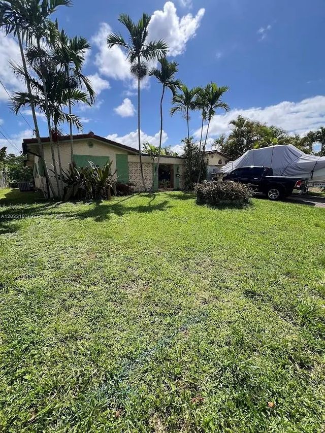 1881 Nw 36th Street, Oakland Park