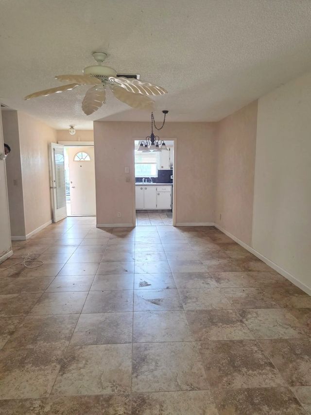 4 of 13 - 2703 Dudley Drive W #unit E, West Palm Beach, FL