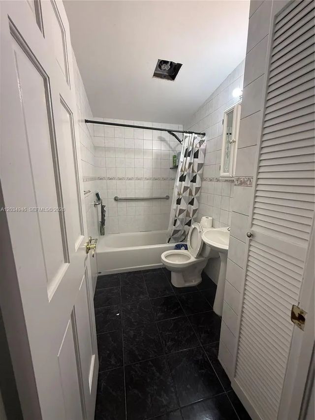 5 of 9 - 1143 Nw 27th Street, Miami, FL