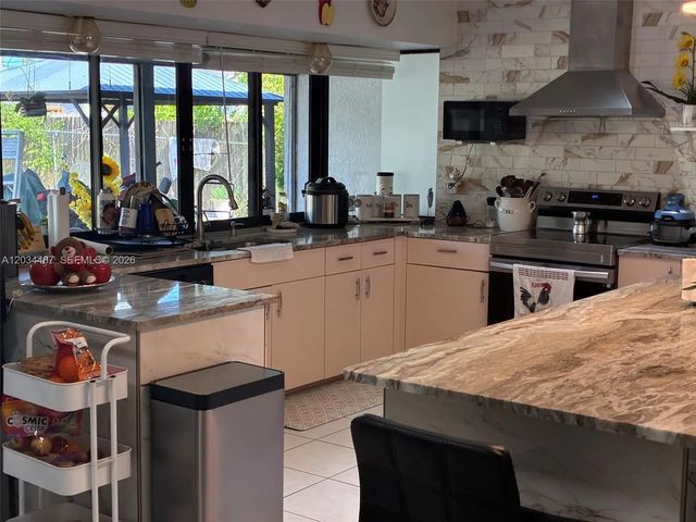 5 of 20 - 1513 Sw Apricot Road, Port St. Lucie, FL