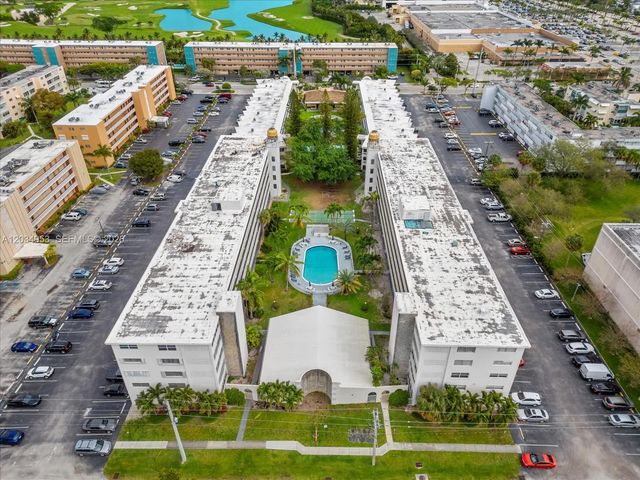 200 Ne 12th Avenue #7c, Hallandale Beach