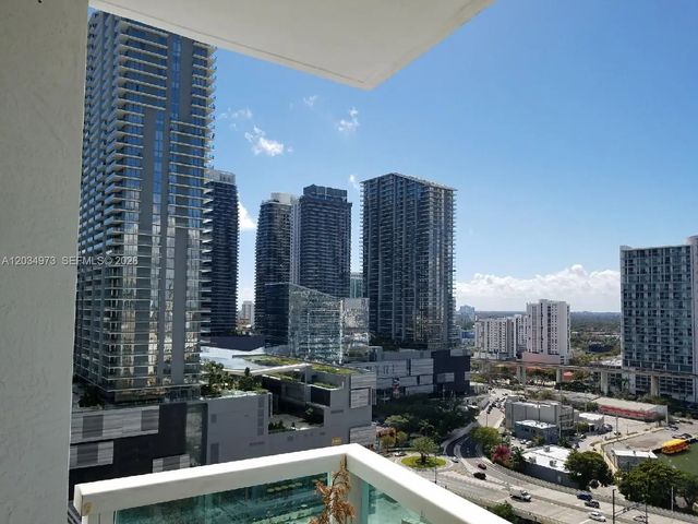 2 of 13 - 31 Se 5th Street #2205, Miami, FL