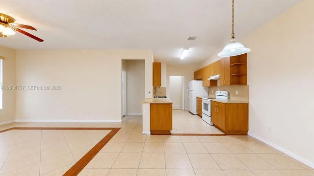 3 of 21 - 3557 Forest Hill Boulevard #51, Palm Springs, FL