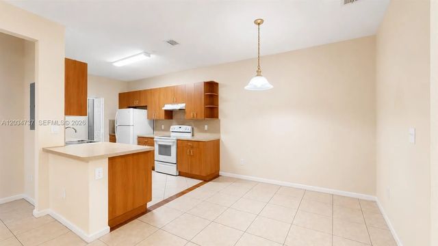 4 of 21 - 3557 Forest Hill Boulevard #51, Palm Springs, FL