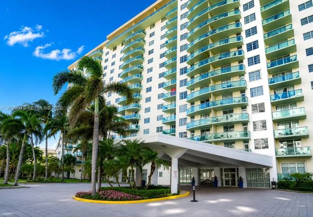 2 of 22 - 19390 Collins Avenue #1419, Sunny Isles Beach, FL