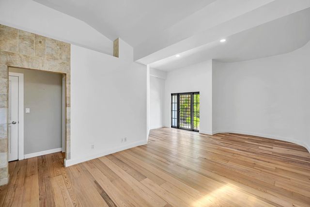 4 of 48 - 1413 Ne 4th Court, Fort Lauderdale, FL