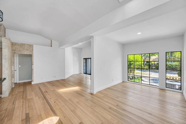 5 of 48 - 1413 Ne 4th Court, Fort Lauderdale, FL