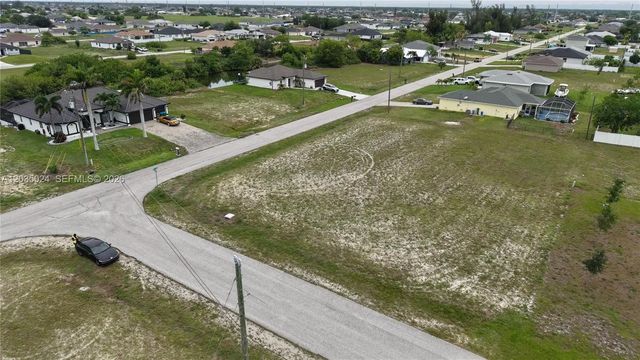 3 of 18 - 2009 Nw 2nd Avenue, Cape Coral, FL
