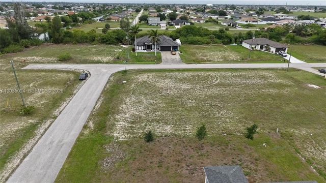 5 of 18 - 2009 Nw 2nd Avenue, Cape Coral, FL