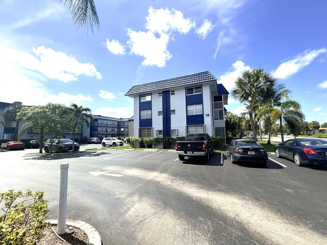 3 of 11 - 3050 Holiday Springs Boulevard #111, Margate, FL