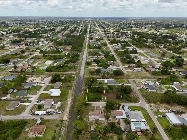 3 of 19 - 3105 Brian Avenue S, Lehigh Acres, FL