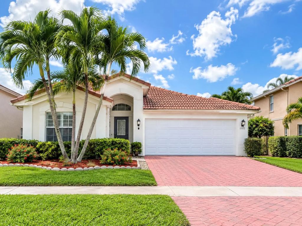 3694 Miramontes Circle, Wellington