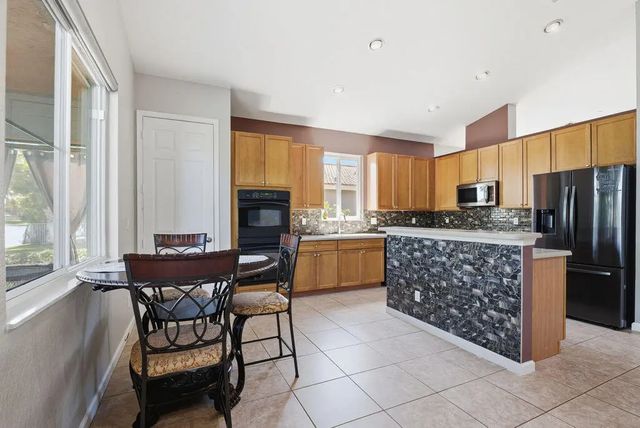 4 of 40 - 2165 Sw Newport Isles Boulevard, Port St. Lucie, FL