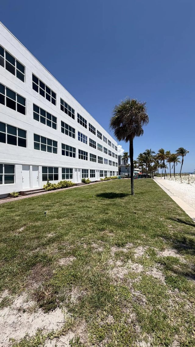 4 of 53 - 1801 S Surf Road #2a, Hollywood, FL