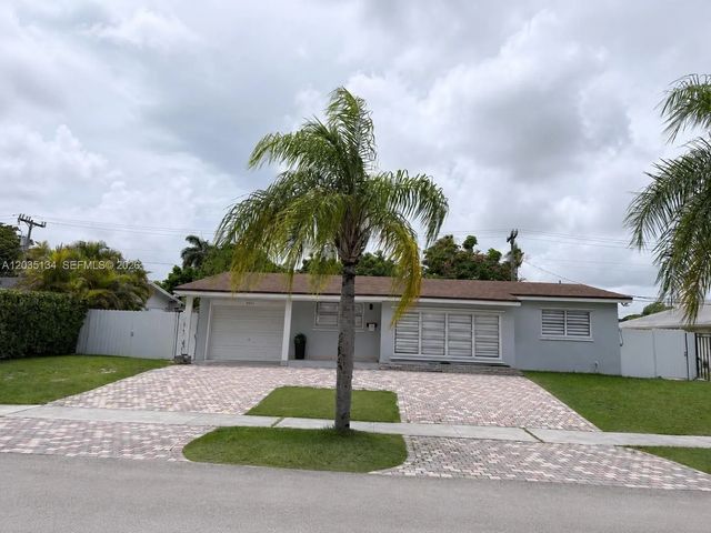 9515 Dominican Drive, Cutler Bay