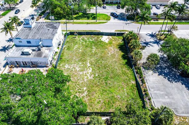 2 of 7 - 10 Sw 4th Avenue, Delray Beach, FL