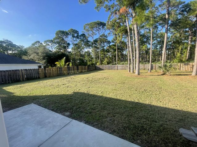 3 of 33 - 983 Se Emerald Rd Road Se, Palm Bay, FL