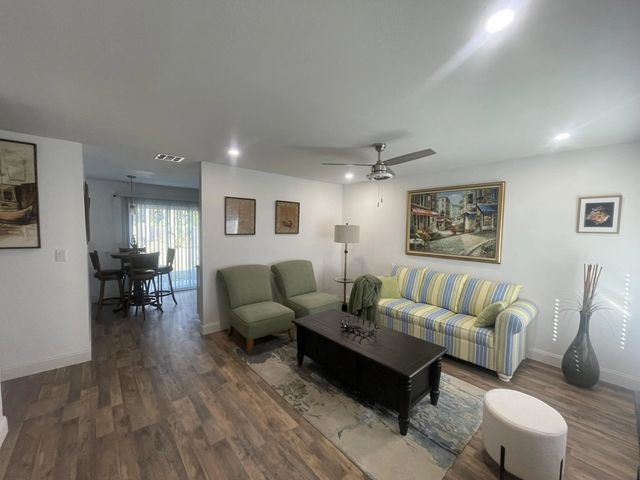 5 of 33 - 983 Se Emerald Rd Road Se, Palm Bay, FL