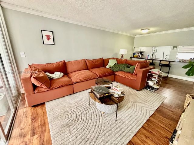 4 of 9 - 1304 Ne 191st Street #a232, Miami, FL