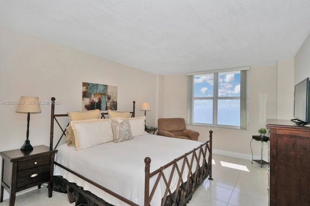 5 of 48 - 3725 S Ocean Drive #1216, Hollywood, FL