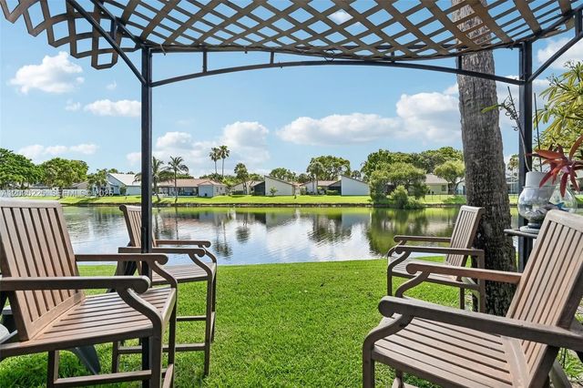 2 of 50 - 207 Nw 45th Avenue, Deerfield Beach, FL