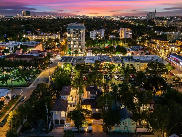 2 of 62 - 821 Se 2nd Court, Fort Lauderdale, FL
