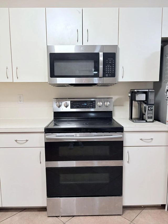 5 of 17 - 72 Fairway Lane, Royal Palm Beach, FL