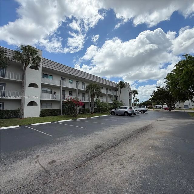 8200 Sunrise Lakes Boulevard #308, Sunrise