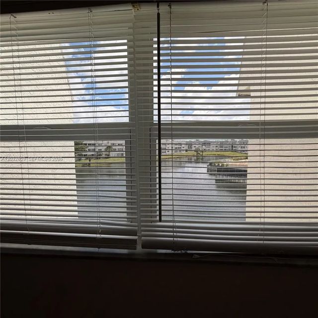 3 of 12 - 8200 Sunrise Lakes Boulevard #308, Sunrise, FL