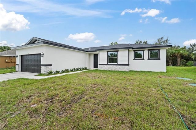 2 of 30 - 5968 Birch Drive, Fort Pierce, FL
