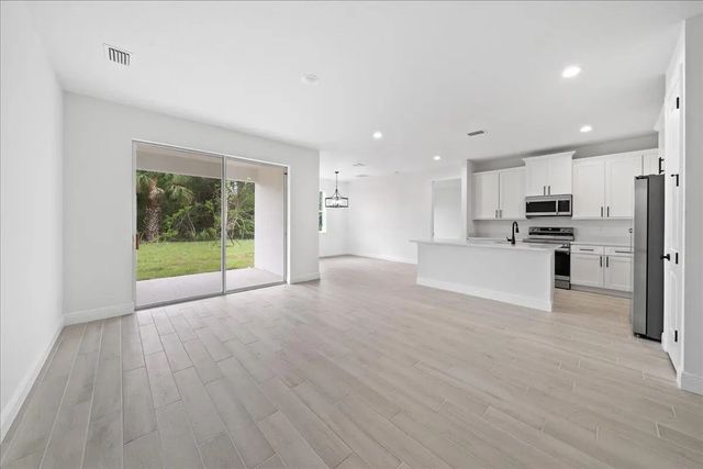 5 of 30 - 5968 Birch Drive, Fort Pierce, FL
