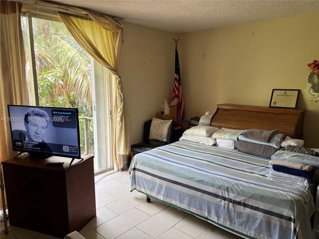 5 of 15 - 1655 Ne 115th Street #29b, Miami, FL