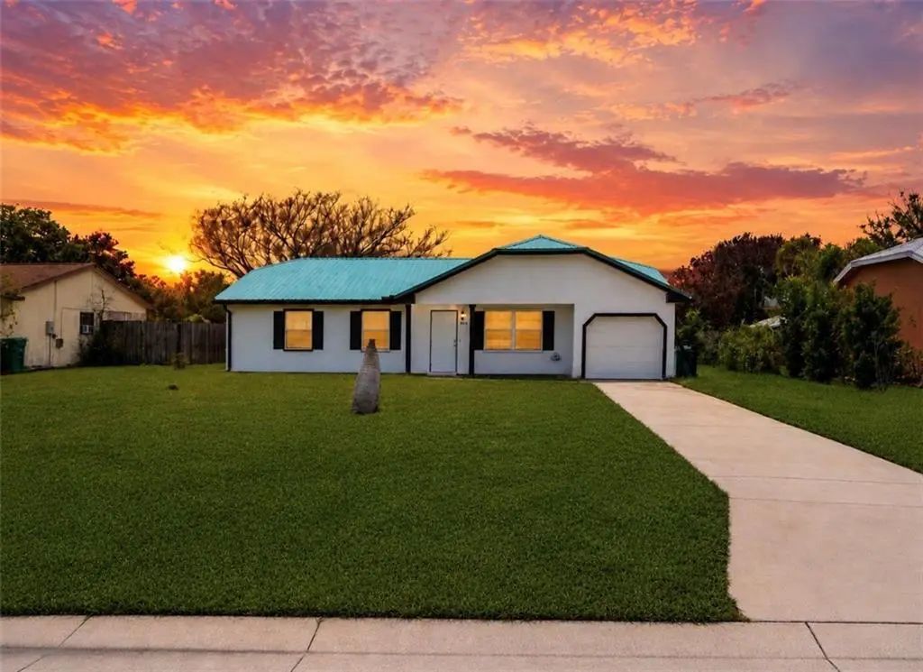 1918 Se West Dunbrooke Circle, Port St. Lucie