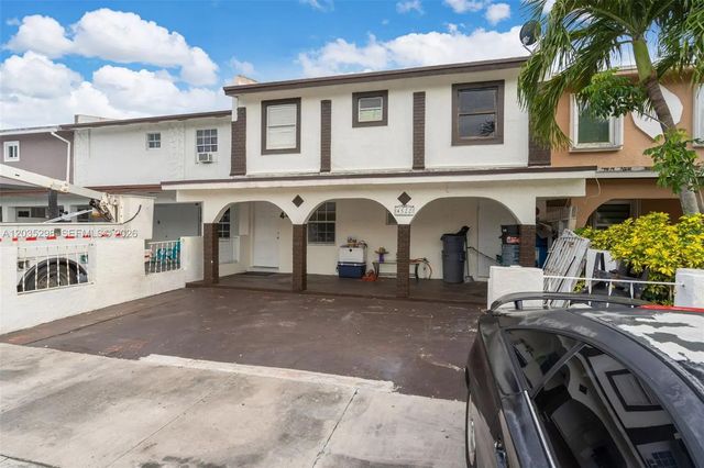2 of 36 - 4522 Nw 194th Street, Miami Gardens, FL