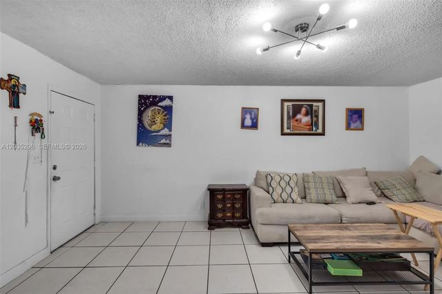 5 of 36 - 4522 Nw 194th Street, Miami Gardens, FL